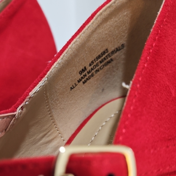 Comfort Est 1946 Women's Red Suede Double-Strap Block Heel Pumps - Picture 5 of 14